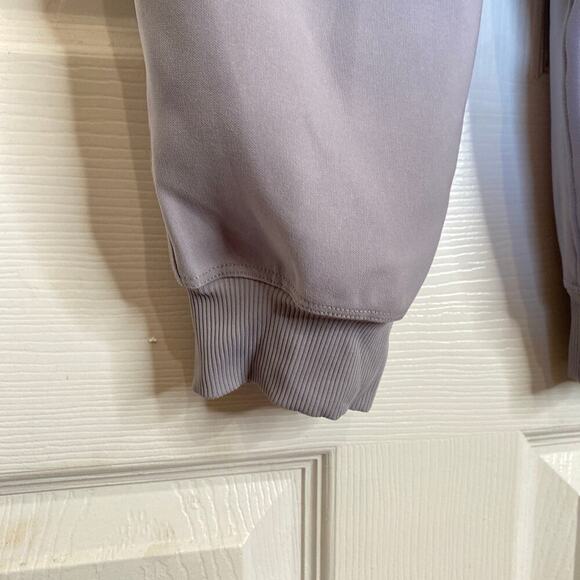 LULULEMON On the Fly Jogger Carbon Dust Gray Pants Size 4 Active Exercise - Picture 7 of 9